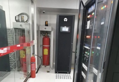 1774925775206908.jpg 蓄电池2.jpg